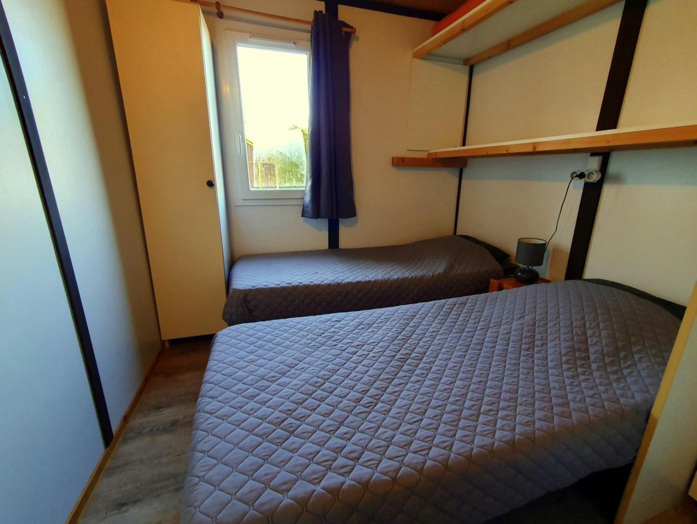 Les Chalets Du Quignon Autry-le-Chatel Esterno foto